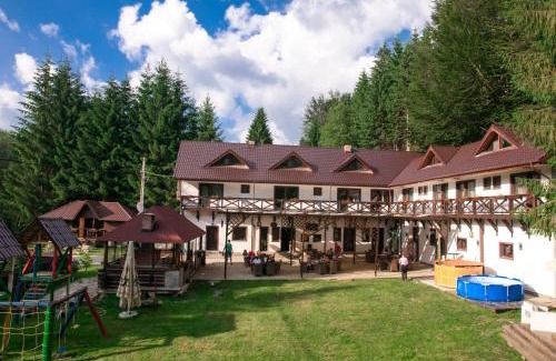Traisteni House | Conacul Dascalu