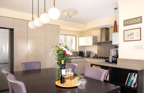 Ben Ami House | Concept House - Health, Nature, Culture, Tours & Tastes in the Village