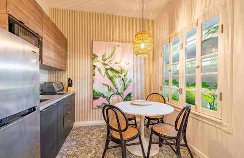 Santurce Apartment | Condado Beach Chic - Walk everywhere