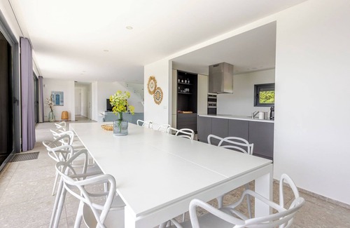 Cadaval Villa | Condition as new: VILLA DISIGNATIVE SILVERCOAST PORTUGAL - INFINITE HEATED SWIMMING POOL