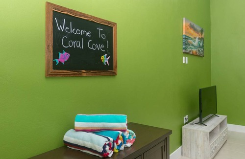 Antoneys Cay Condo | Condo ∙ 1 bedroom ∙ 4 guests