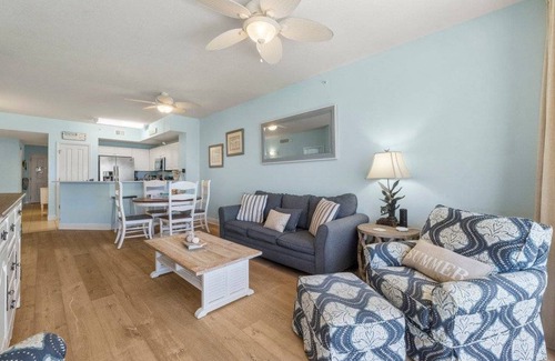Miramar Beach Condo | Condo ∙ 2 bedrooms ∙ 6 guests