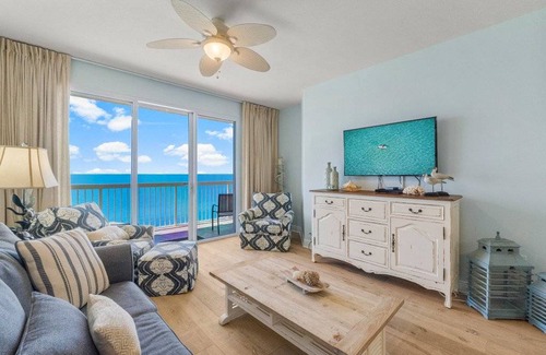 Miramar Beach Condo | Condo ∙ 2 bedrooms ∙ 6 guests