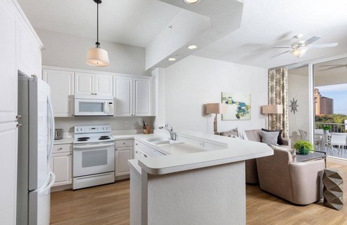 Vanderbilt Beach Condo | Condo ∙ 3 bedrooms ∙ 6 guests