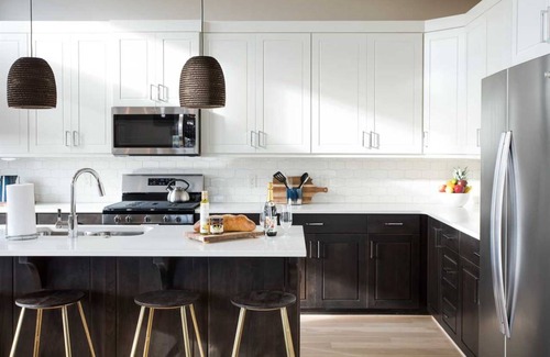 Bloomington Condo | Condo ∙ 3 bedrooms ∙ 10 guests
