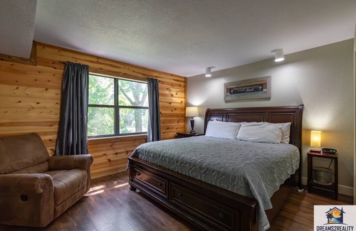 Table Rock Condo | Condo ∙ 3 bedrooms ∙ 10 guests
