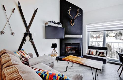 Stoneham Apartment | Condo 304 33 Chemin du Hameau by Les Chalets Alpins
