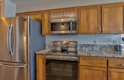 Lincoln Beach Condo | Condo #36 is the perfect home for a family on the beach.