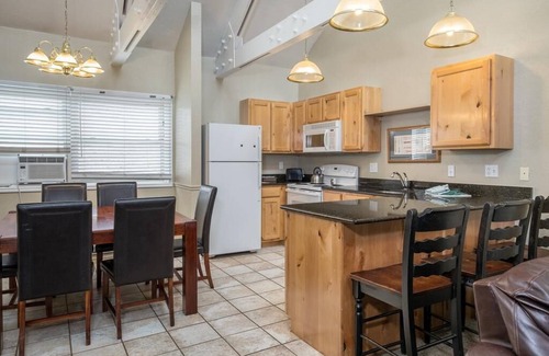 North Park City Condo | Condo for 6 during Sundance Film Festival; Near Ski Slopes; Jan. 24-31; 2,495/wk