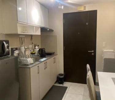 New Manila Apartment | Condo in Quezon City - Asmara