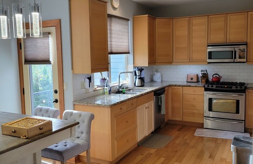 Corbett - Terwilliger - Lair Hill Condo | Condo in the heart of SW Portland