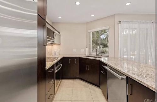 Mission Valley West Condo | Condo near Mission Valley - 2 Bedroom, 2 Bathroom