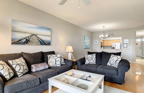St. Augustine Beach Condo | Condo ∙ 3 bedrooms ∙ 6 guests