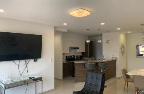 Sector 1 Nor-Oeste Apartment | Condominio de lujo
