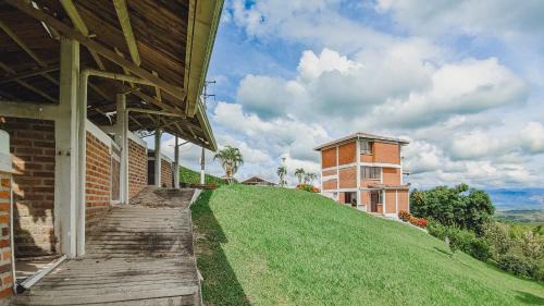 Pereira House | Condominio la Castilla en Cerritos