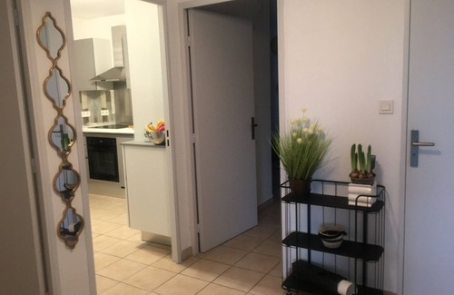 Faubourg Condo | Condominium housing. Park near city center