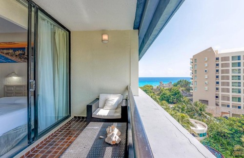 Zona Hotelera Apartment | Condos in Prime Cancun Location Plus 3 Pools