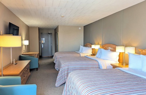 Kingston Hotel | Confederation Place - Hotel
