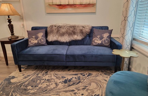 Winter Haven Apartment | Confidently Clean, Quint & Cozy Apartment