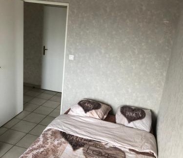 Vaulx-en-Velin Apartment | Confort d’Ange