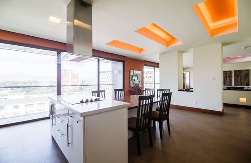 Zona 10 Apartment | Confort & Oustanding Location-Superior Suite, Kitchen