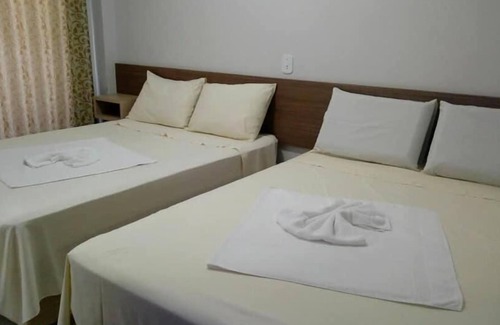 Capitao Leonidas Marques Hotel | Conforto Plaza Hotel
