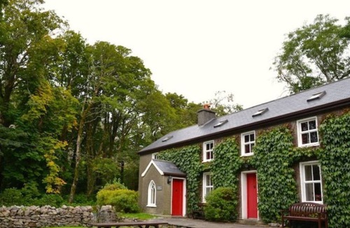 Delphi Cabin | Connemara 2-Bedroom Cottage IV