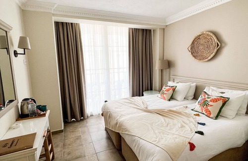 Side Hotel | Conny's Boutique Hotel - Adults Only