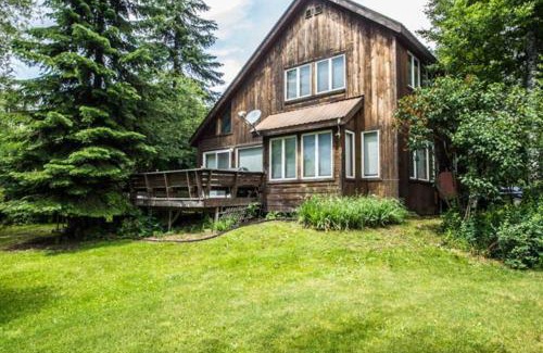 Laclede House | Conrad Vista Waterfront Home