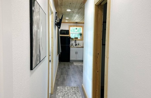 Early House | Container Retreat in Early
