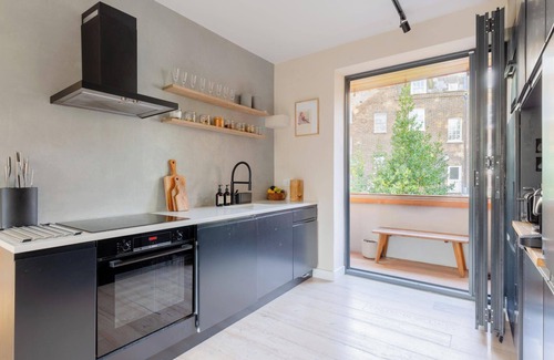 Finsbury Apartment | Contemporary 1BR Flat | Heart of Angel