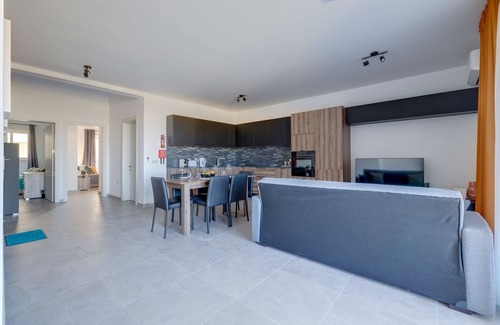 Ghaxaq Apartment | Contemporary 2BR Retreat, Scenic Views