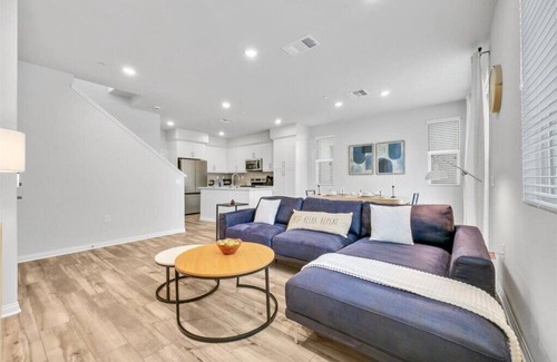 Upland Condo | Contemporary · Chic Retreat · Home Away from Home!