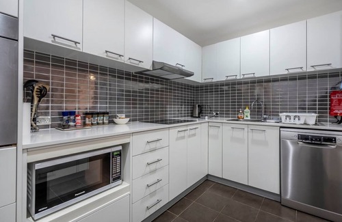 Phillip Apartment | Contemporary City Escape Phillip ACT