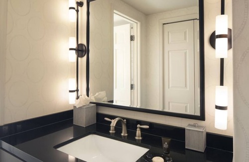 West End Hotel | Contemporary Classic Getaway! Close to Potomac Waterfront