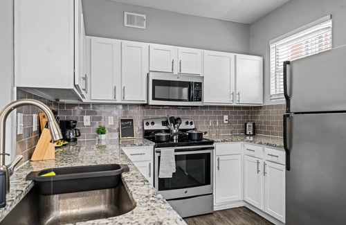 Fossil Creek Apartment | Contemporary Comfort | 2BR, 2BA | Pool
