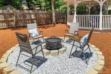 Osterville House | Contemporary Gem with Private Pool