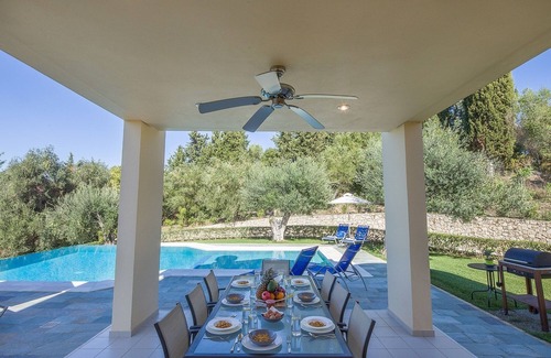 Gouvia Villa | Contemporary & Modern 4 Bedroom Villa | GOUVIA