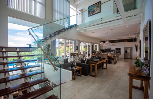 Tarcoles Condo | Contemporary Ocean View Estate with Infinity Pool!