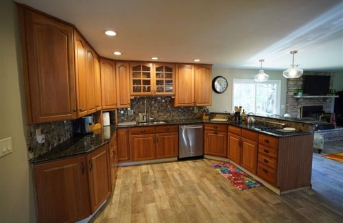 Cornwallville House | Contemporary Ranch on 23 private acres.