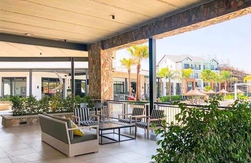 Tshwane Apartment | Contemporary stylish apartment at the Blyde Riverwalk Estate