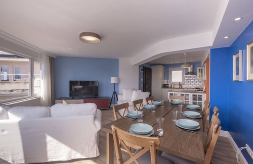 Kabatas Condo | Contemporary Waterfront Apt. with a Stunning View