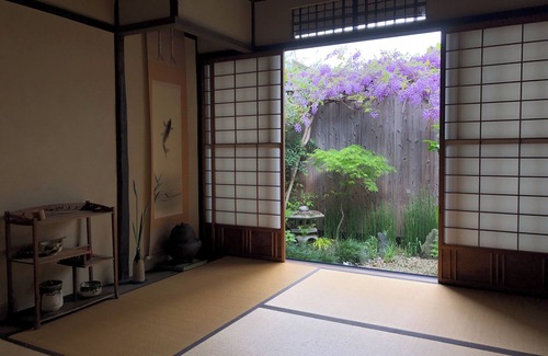 Horiikecho House | CONVENIENT HIGASHIYAMA AREA AUTHENTIC RESTORED TRADITIONAL KYO-MACHIYA, KOTO INN