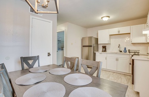 Kenner - Louis Armstrong International Airport House | Convenient Kenner Unit w/Patio - 1 Mi to Airport!