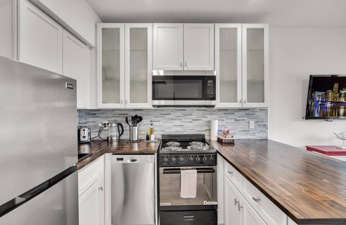 Croissant Park Condo | Convenient & Quiet Retreat in Prime Location