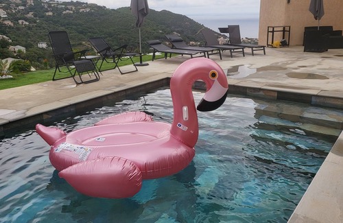 Figarella Apartment | Conveniently located between sea and mountains