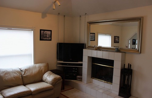 Elmira Apartment | Conveniently & centrally located for traveling medical professionals.