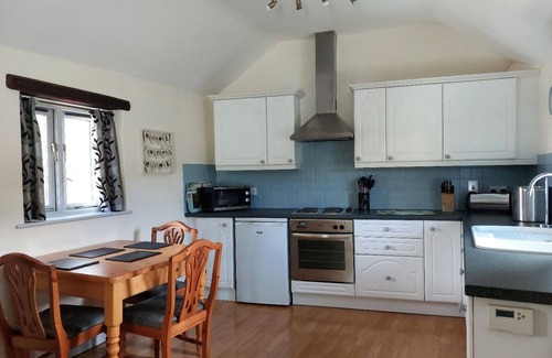 Barnstaple House | Converted barn, with hot tub near to North Devon's beaches
