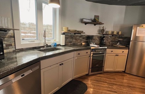 Bluffton House | Converted grain bin/silo guest house right on the Katy Trail.