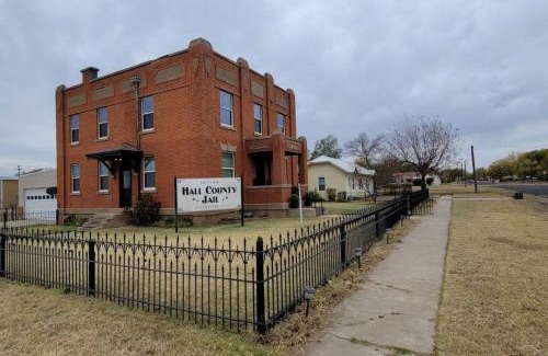 Memphis House | Converted Historic Jailhouse